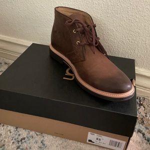 Brand new Men’s Ugg dress shoes size 8.5